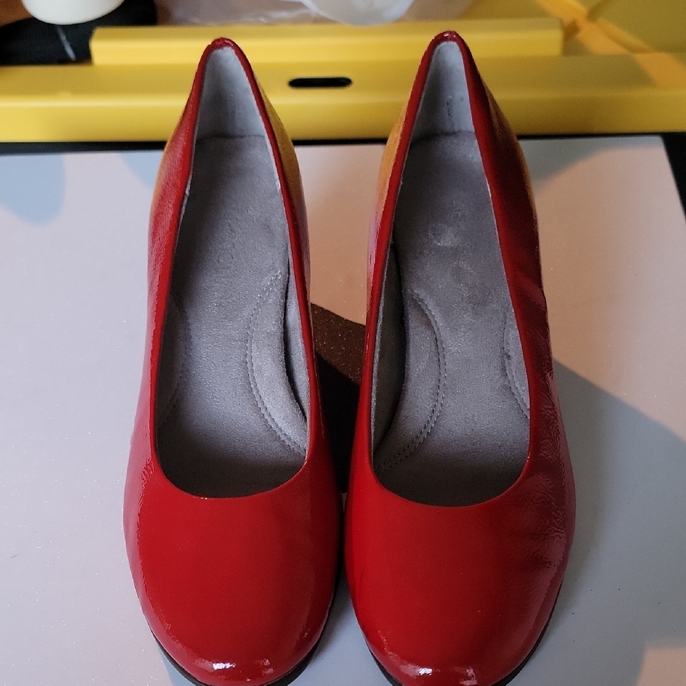 Red Women's Shoes